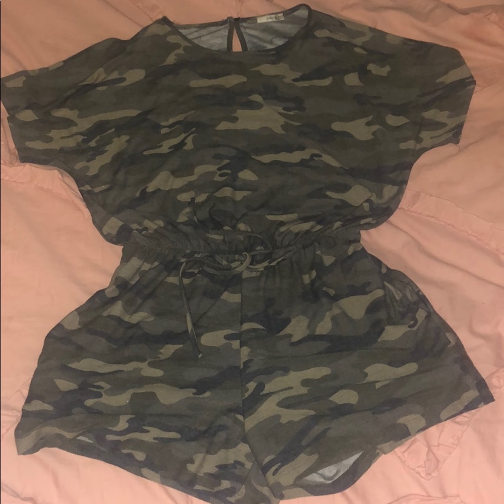 Camo romper
